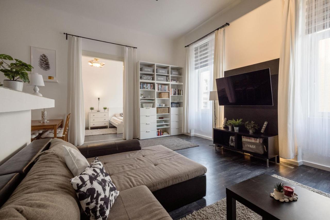 Spacious Apartment Almassy Budapešť Exteriér fotografie