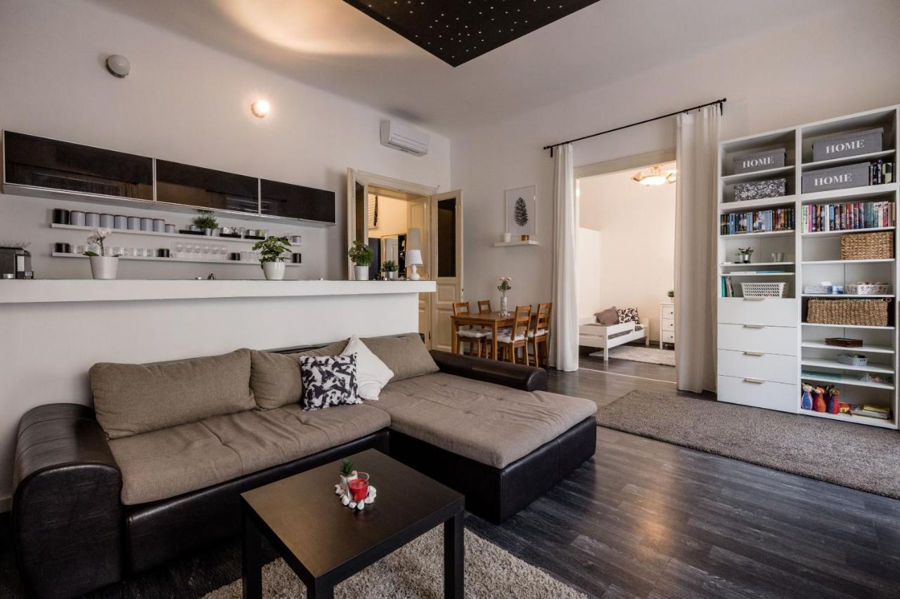 Spacious Apartment Almassy Budapešť Exteriér fotografie